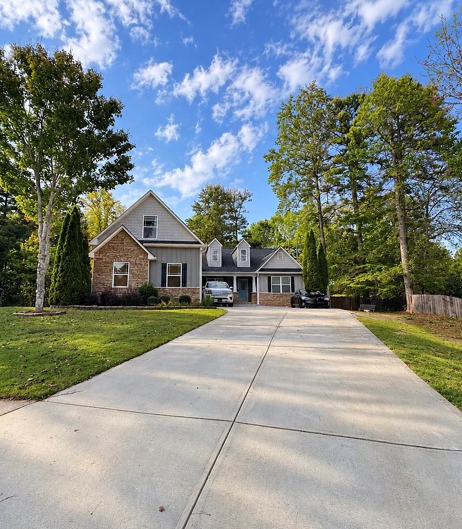698 Castle Top Ct — Photo 2