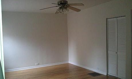 2nd image of 2022 W Division St APT 1B