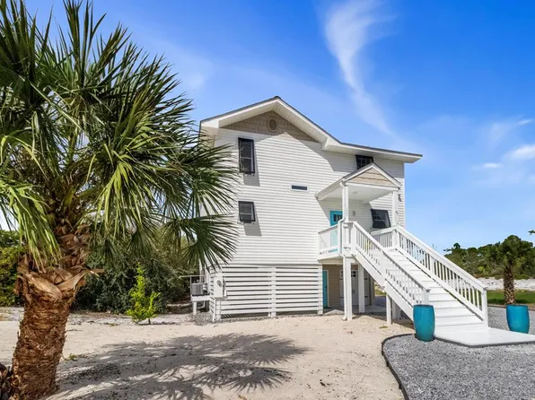 221 Sandlewood Blvd, Port Saint Joe, FL 32456