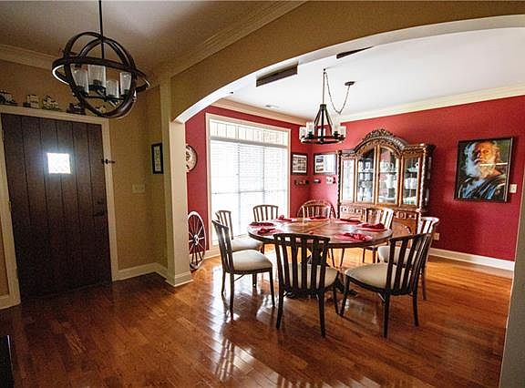 4th image of 5201 S Oak Cir