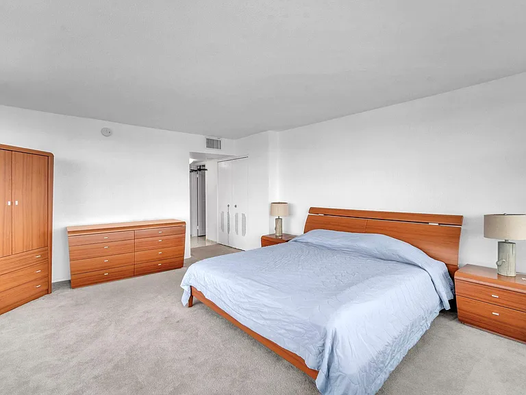 4280 Galt Ocean Dr #14F — Photo 14