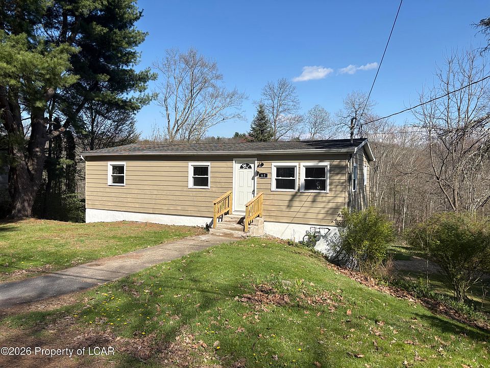 1st image of 65 Oval Dr