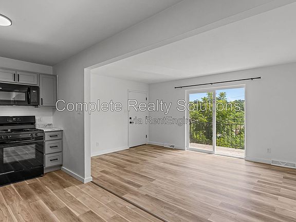 2nd image of 2543 Mary Ave APT G
