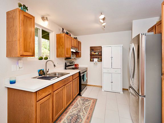 5th image of 14-573 Seaview Rd