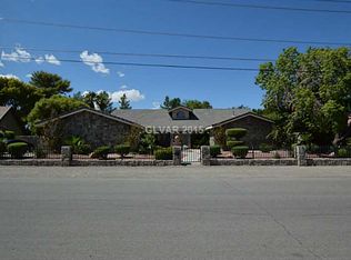 3851 Hildebrand Ln, Las Vegas, NV 89121