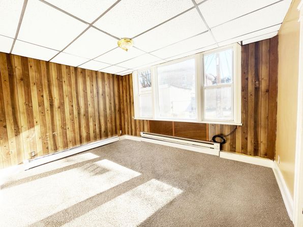 115 W Rowe St #2, Tamaqua, PA 18252