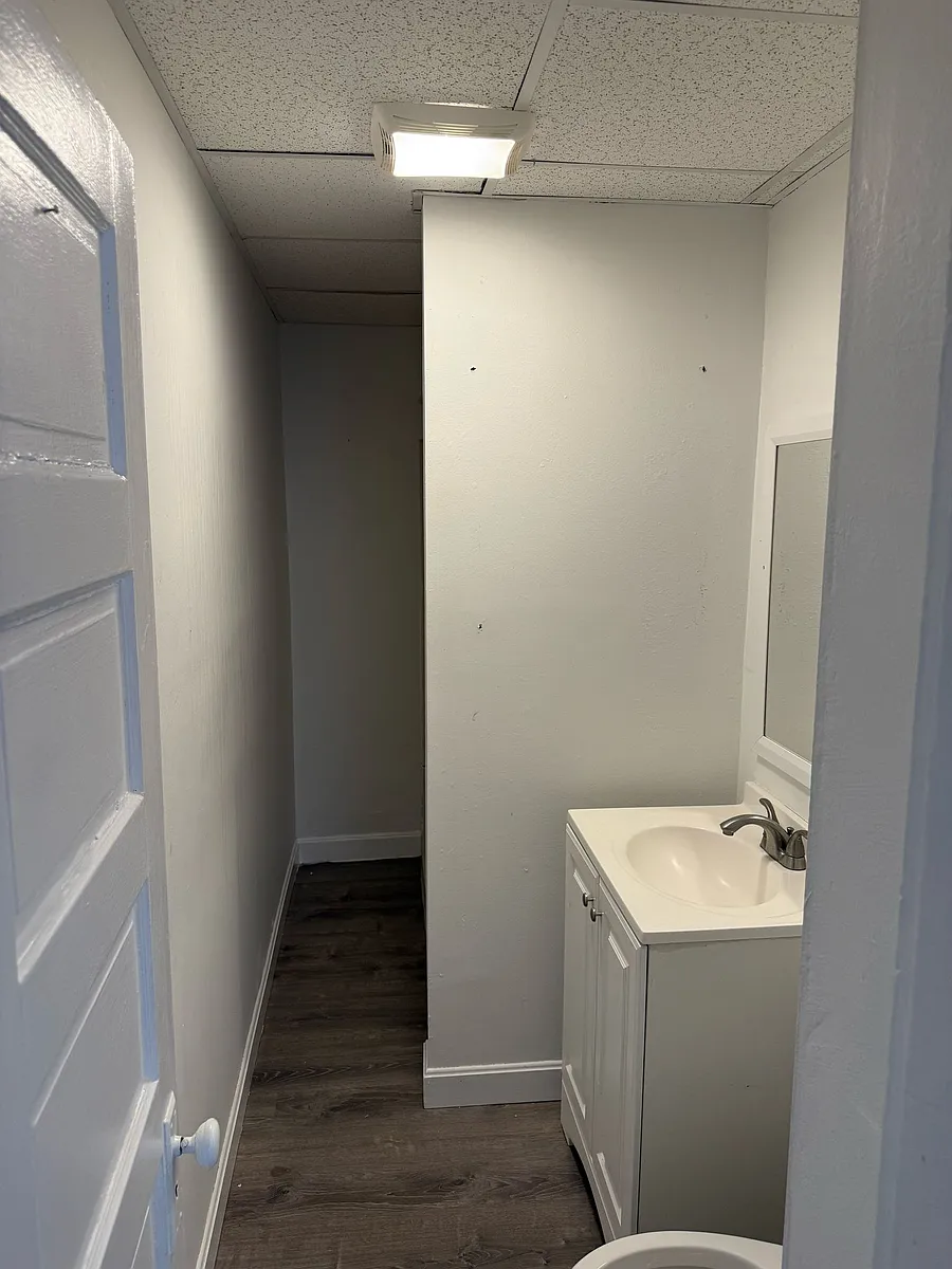 Building Photo - 154 Ingleside Ave #2