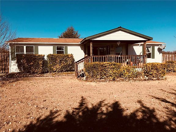 3rd image of 5915 Shady Hill Cir