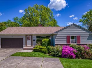 531 Ransome Rd, Highland Heights, OH 44143