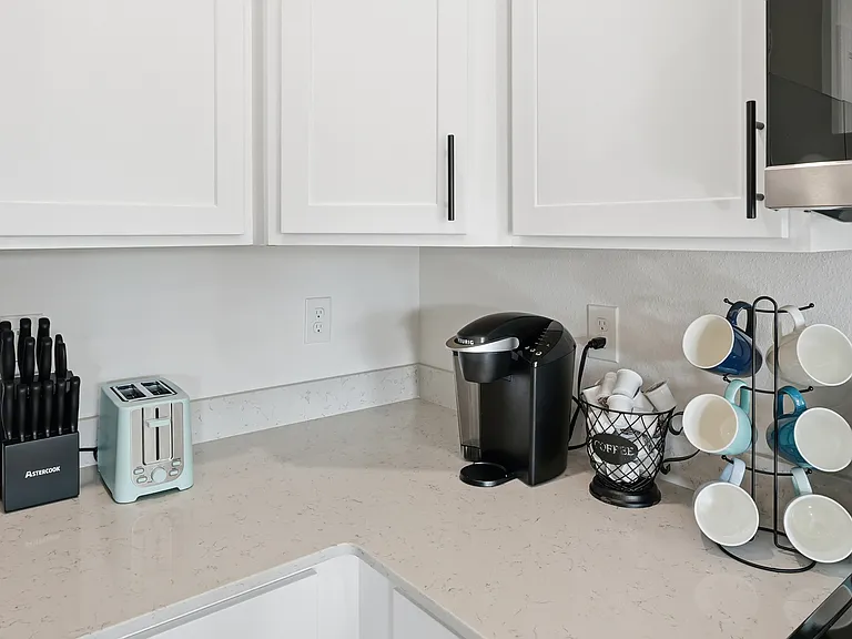 272 Phillips Bluff Ave — Photo 6