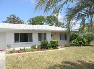 2075 Westland Rd, Mount Dora, FL 32757