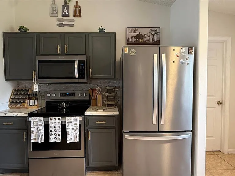 1381 Fallwood Dr — Photo 12