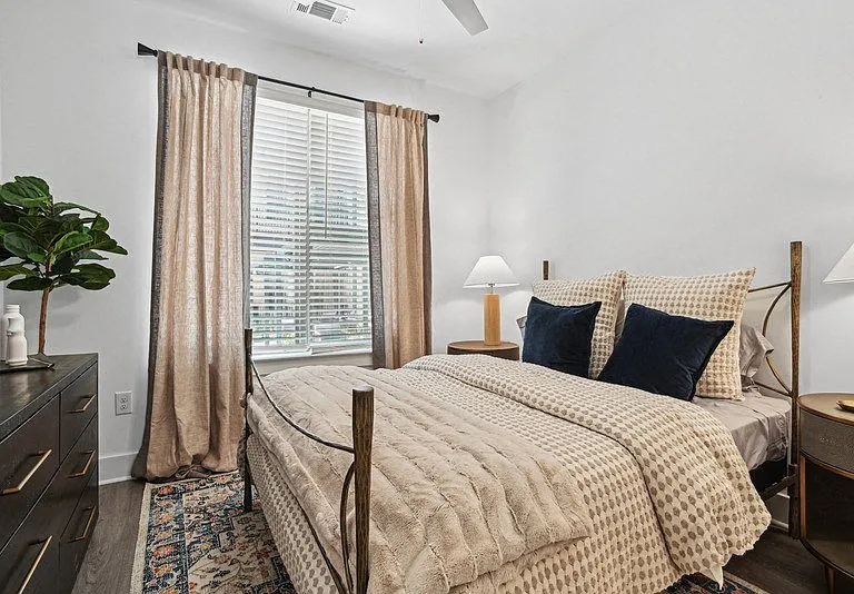 Link Apartments NoDa 36th — Photo 12