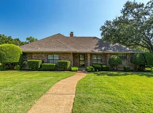 2300 Ricky Ct, Mansfield, TX 76063