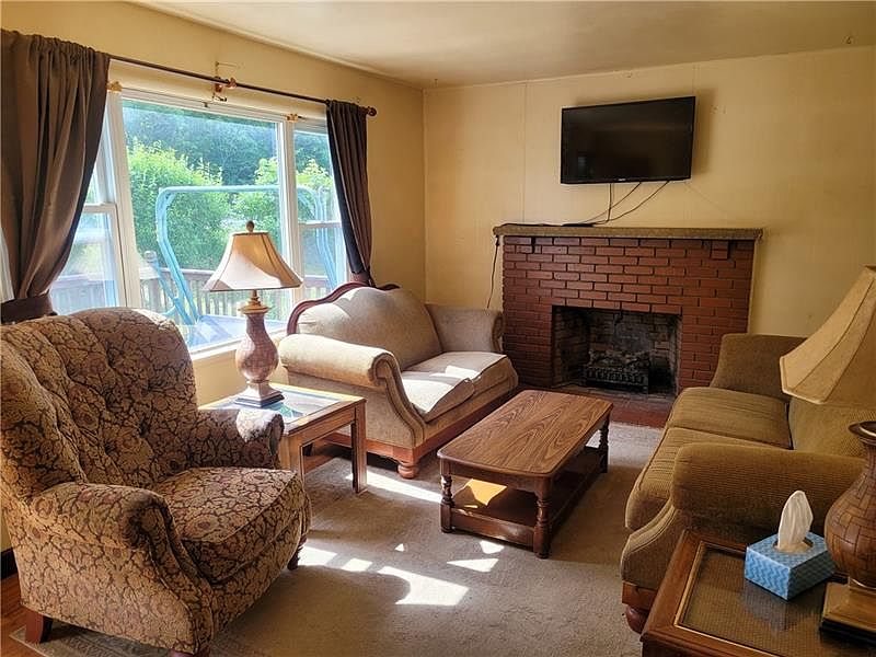 1395 Amity Ridge Rd, Washington, PA 15301 Zillow