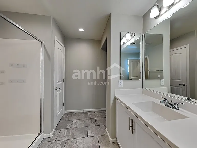 20785 W Thomas Rd — Photo 13