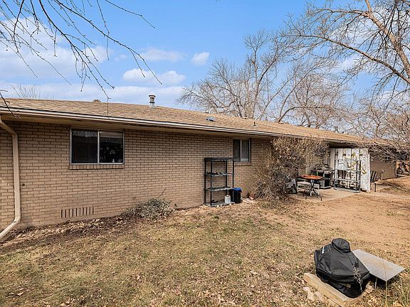 5th image of 449-451 E Drake Rd