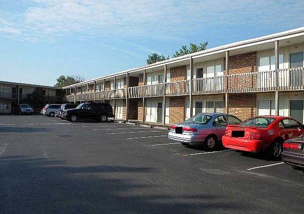 Building Photo 3
