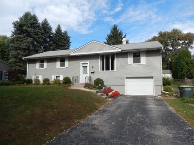 1705 Chicago St, Valparaiso, IN, 46383