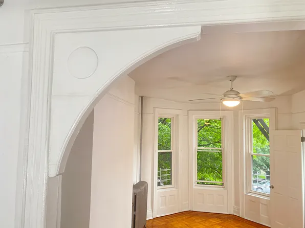 2503 Clarendon Road image 5 of 16