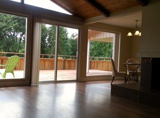 1360 River Loop 1, Eugene, OR 97404