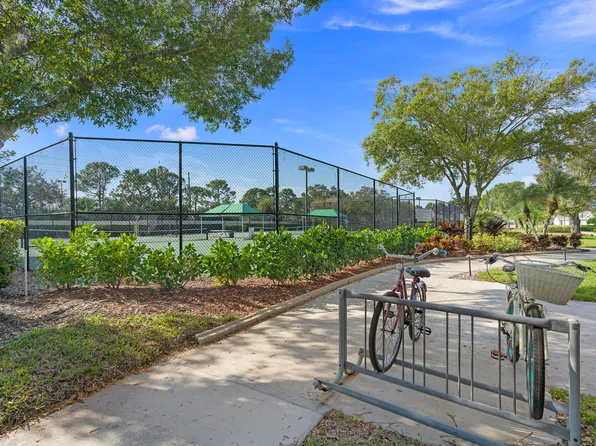1222 NW Bentley Circle #B, Port St Lucie, FL 34986