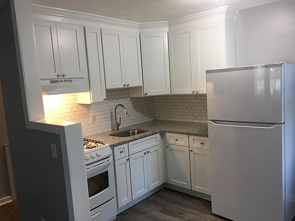 4th image of 3811 Brunswick Ave Floor 1