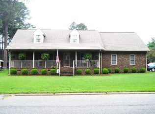 401 Rapids St, Roanoke Rapids, NC 27870