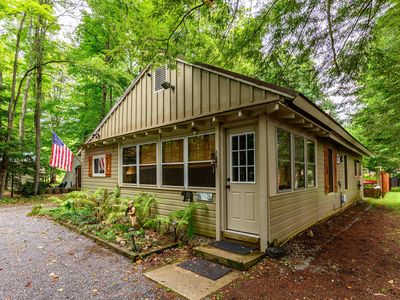 113 Central Ave, Eagle Bay, NY, 13331