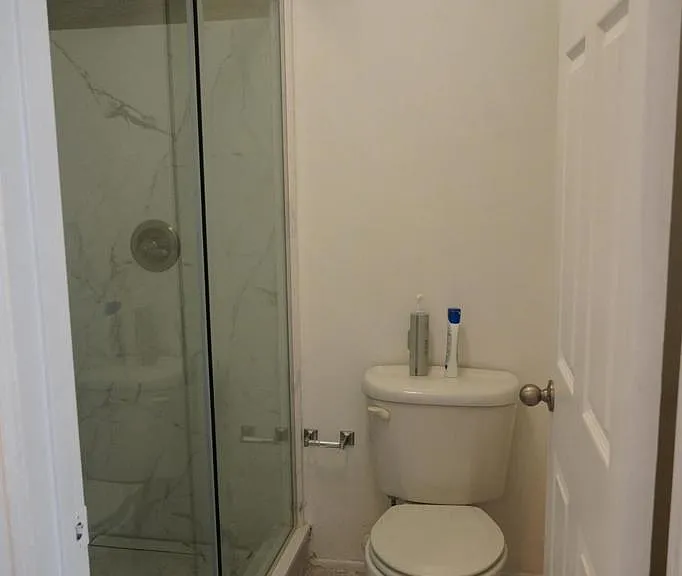 175 S Allen Ave #3 — Photo 6