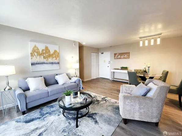 946 Stockton St APT 17C, San Francisco, CA 94108