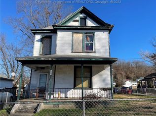 830 27th St, Huntington, WV 25703