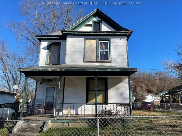 830 27th St, Huntington, WV 25703