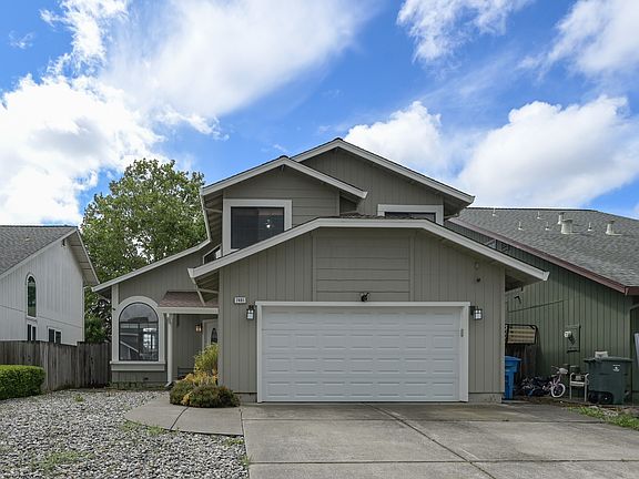 3rd image of 7481 Maximillian Pl