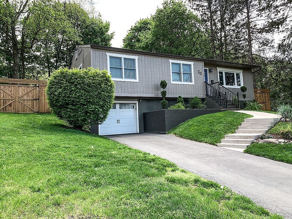 1st image of 20 Crescent Dr