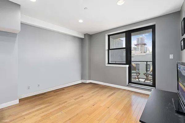 Rented by Corcoran | media 12