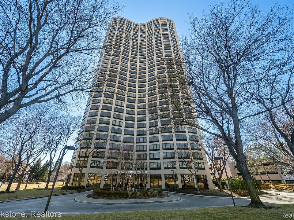 1st image of 5000 Town Ctr Ste 2301