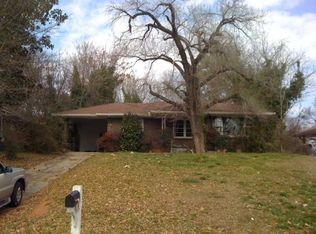 2874 Laguna Dr, Decatur, GA 30032