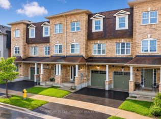 1727 Carousel Dr, Pickering, ON L1X 0C1