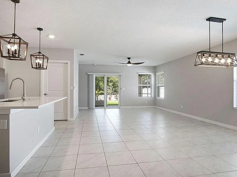 3909 SE Lee St — Photo 7