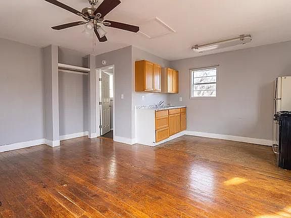1st image of 1604 Harrison St