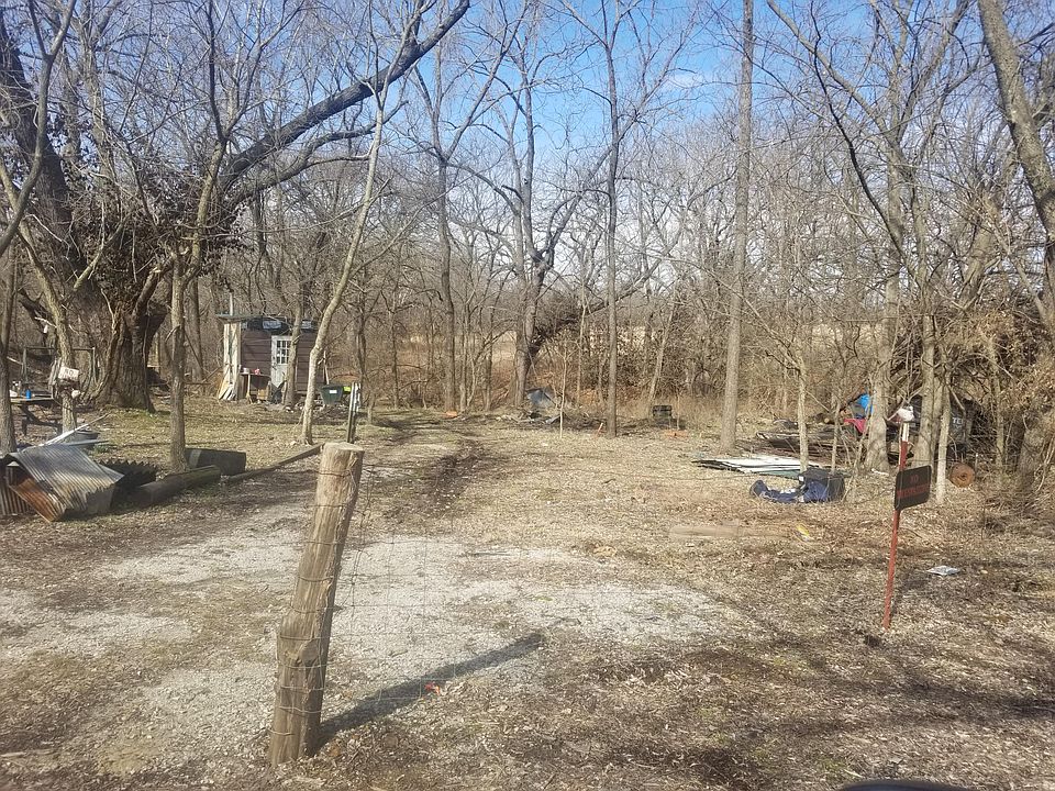 1st image of 301 W Olive St