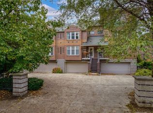 3102 Clinton Ave, Cleveland, OH 44113