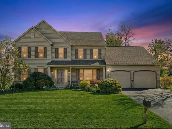 1770 Herman Dr, York, PA 17408