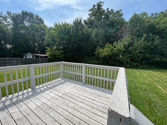 2nd image of 4912 Cawood Dr