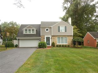 203 Wolcott Dr, Youngstown, OH 44512