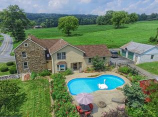 494 Oysterdale Rd, Oley, PA 19547
