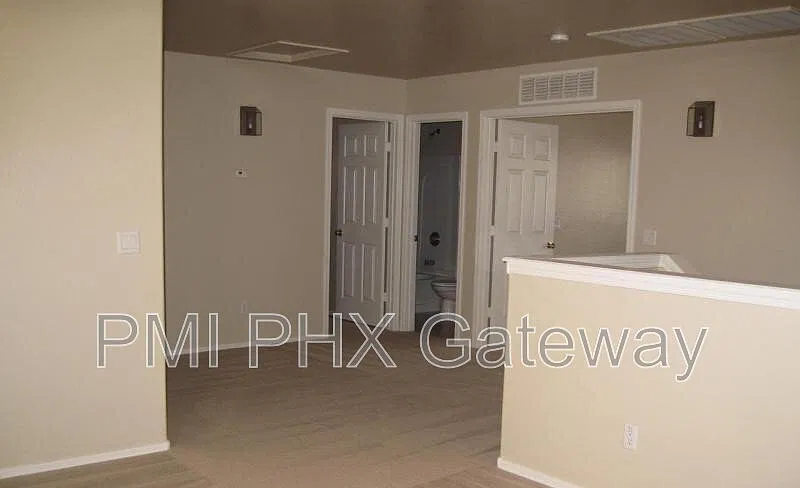 Anthem Parkside — Photo 3