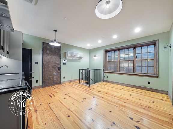 3rd image of 45 Newell St APT 1D