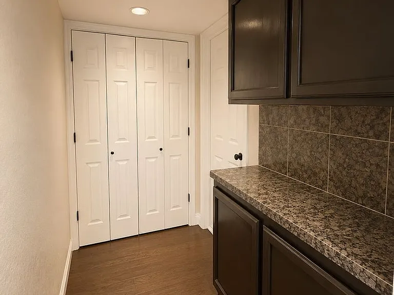 742 Rambleton Dr — Photo 29